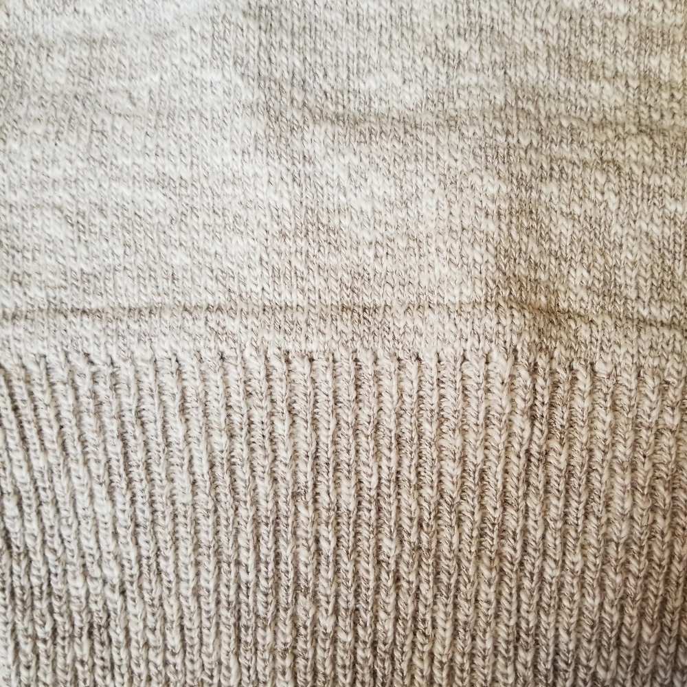 SOLD Debut summer knit crop top sz M/L - Picture 3 of 5